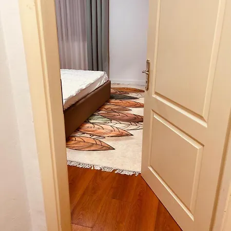Friend And Family Apartment