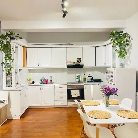 Friend And Family Apartment *
